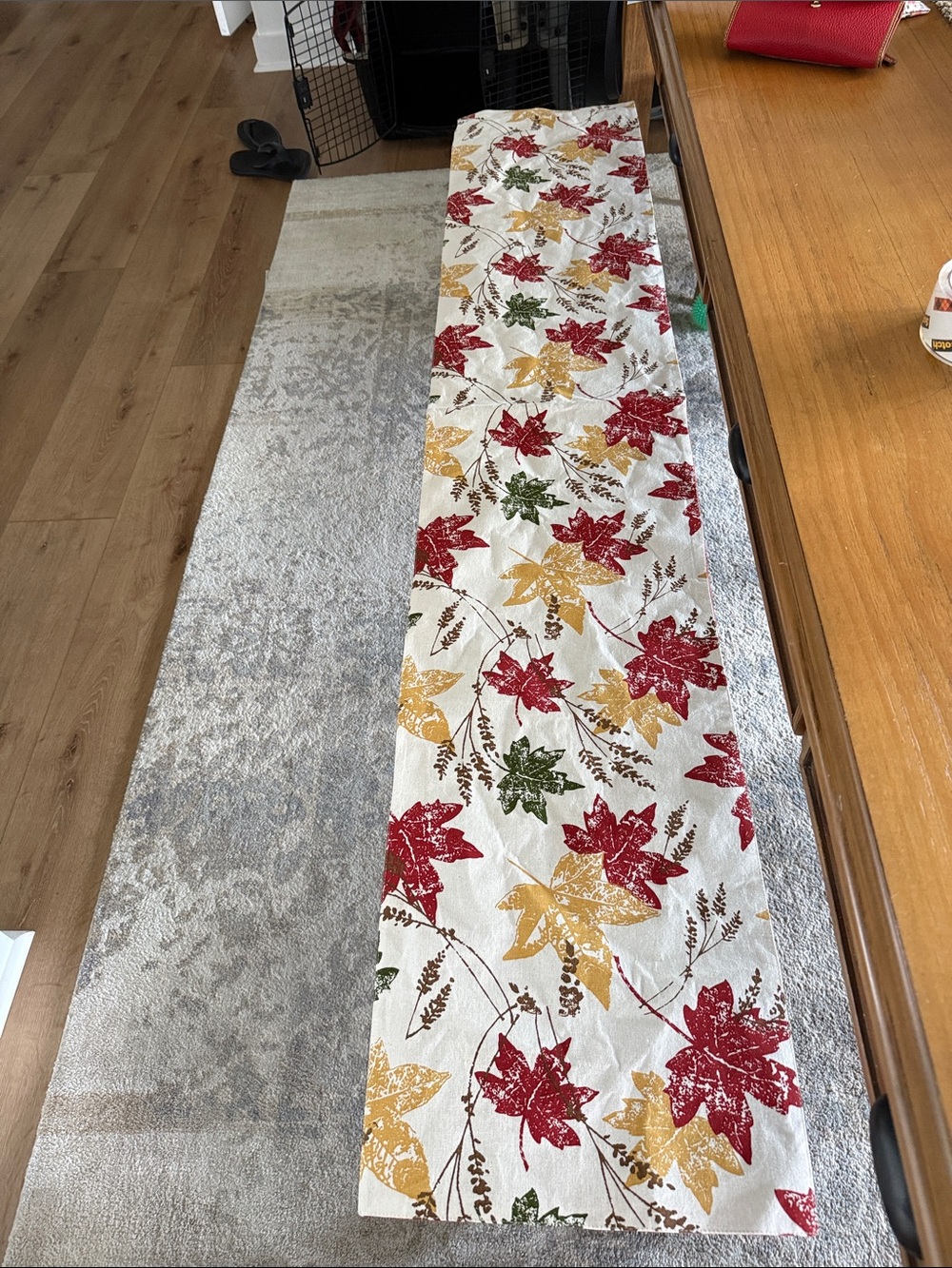 Seasonal Leaf Table Runner in Red, Gold, and Green